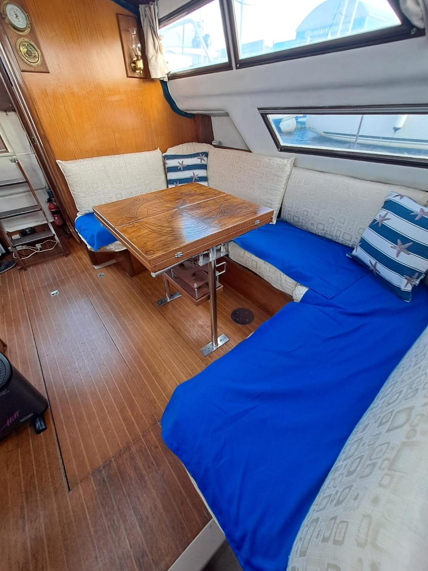 Bed & Boat Brezza Del Mare Hotel Viareggio Ngoại thất bức ảnh