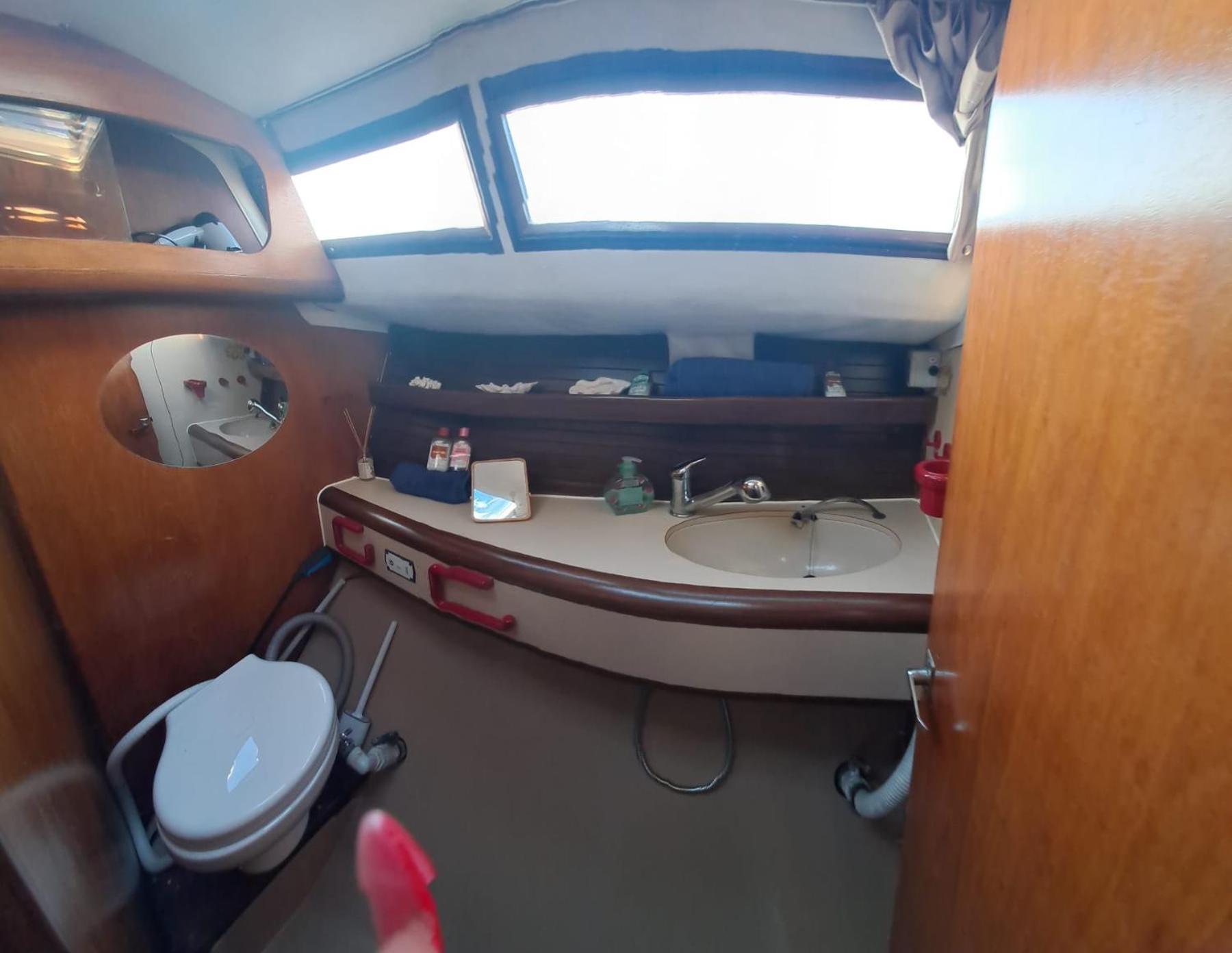 Bed & Boat Brezza Del Mare Hotel Viareggio Ngoại thất bức ảnh